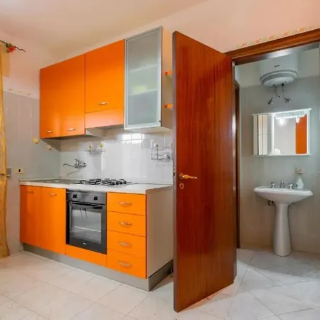 Apartment Orange House *